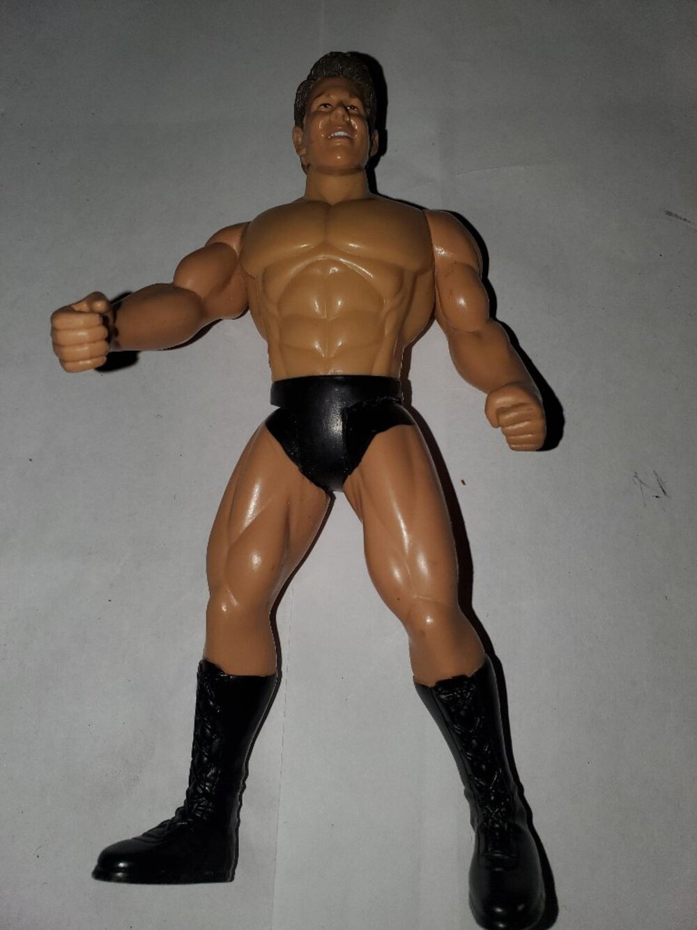 USED VINTAGE WWE WWW 2005 JOHN BRADSHAW LAYFIELD ACTION FIGURE 6 1/2" WRESTLER